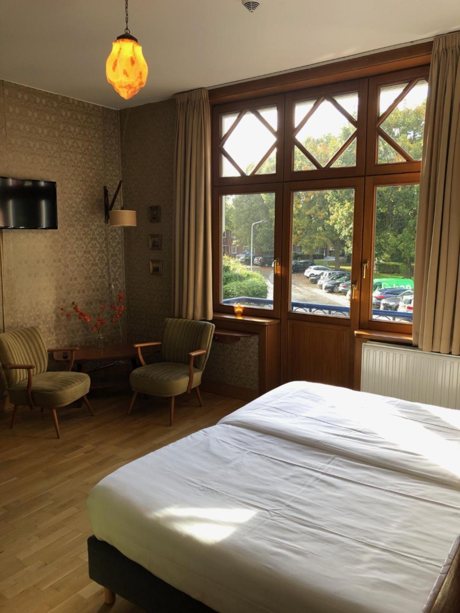 Logis Pastis Hotel Maastricht Exterior foto